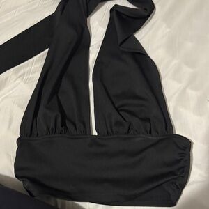 SHEIN Black Halter Crop Top